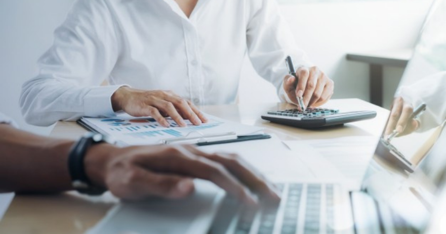 Learn now, what are the main differences between Excel and Power BI!